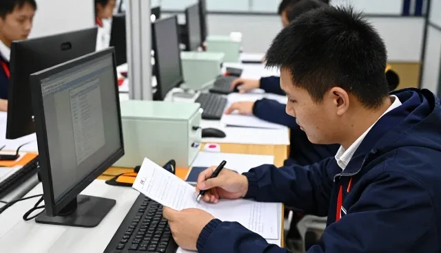 户外场地需求推动教育咨询优化升级